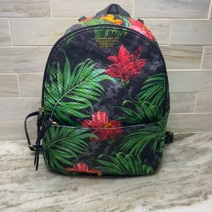 Victoria Secret VS clutch and mini backpack duo set w a tropical design! 🌴